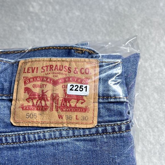 Levis 505 Jeans Mens Size 36 Blue Denim Jeans Regular Fit Straight - Picture 10 of 10